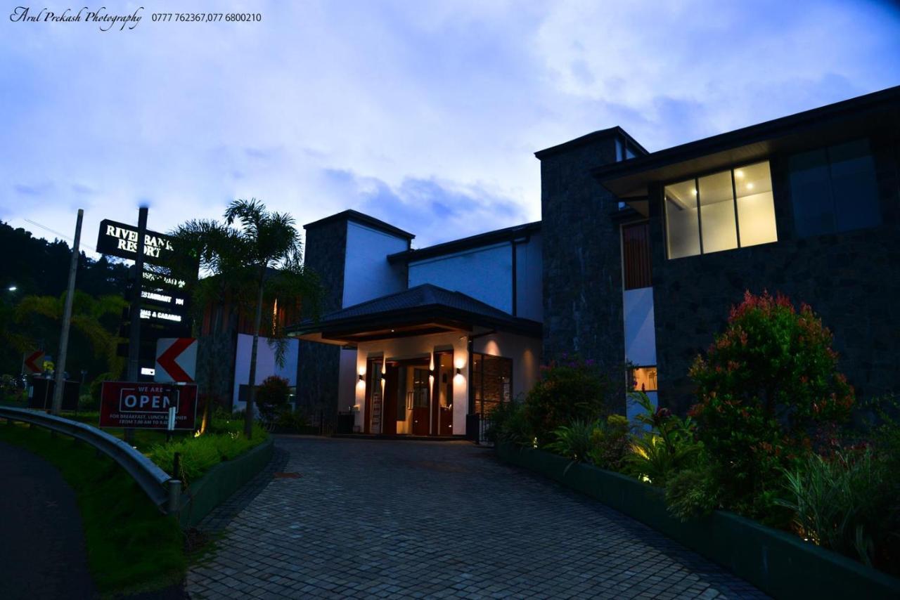 Riverbank Resort Gampola Exterior photo